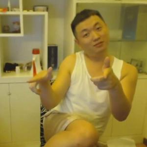 蜜桃S女王调教vk
